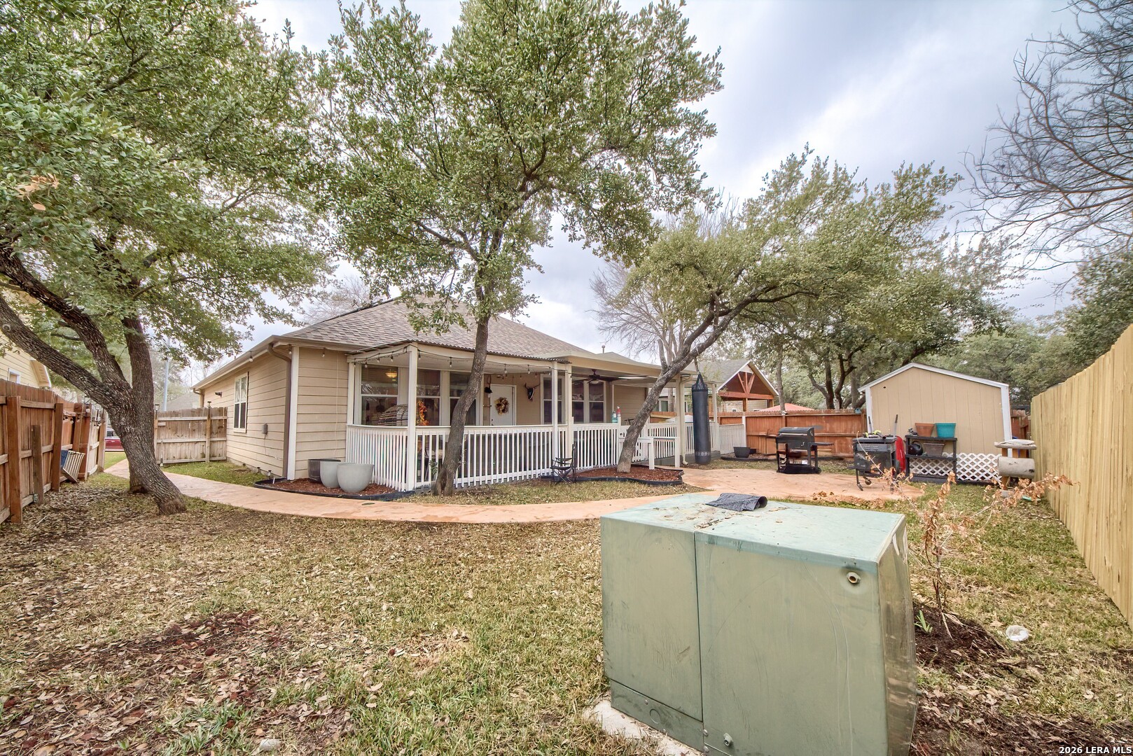 10727 Bushbuck Field
