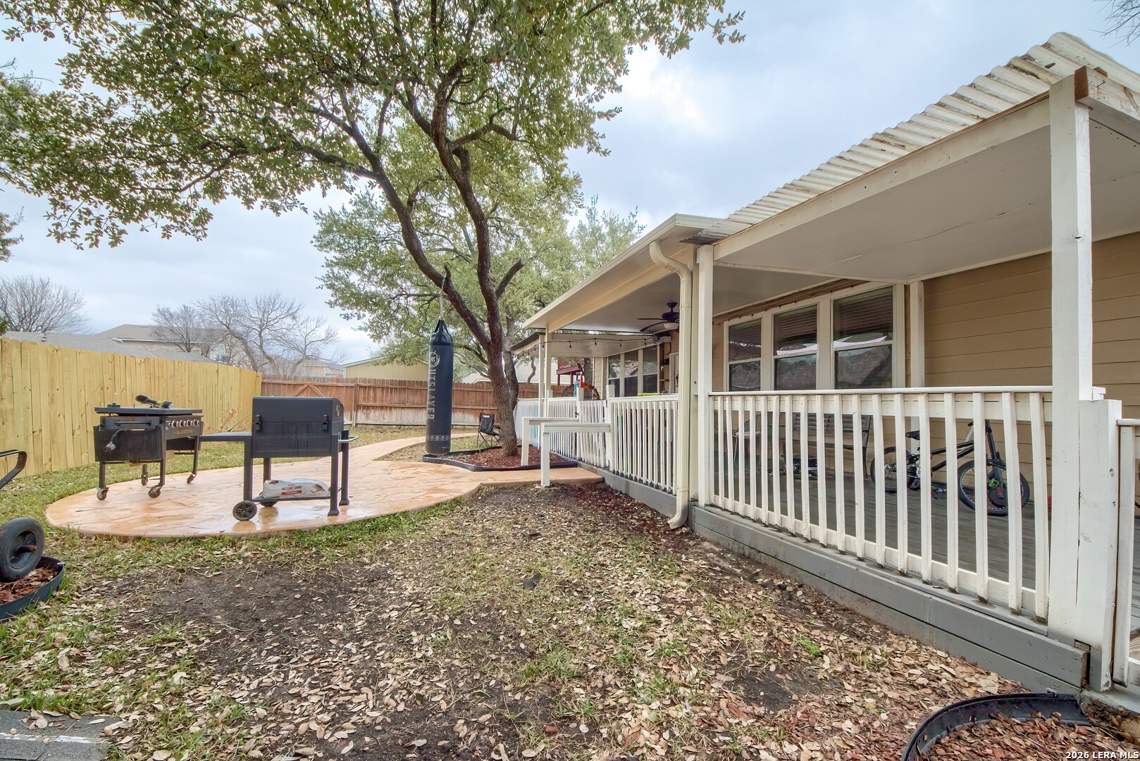 10727 Bushbuck Field