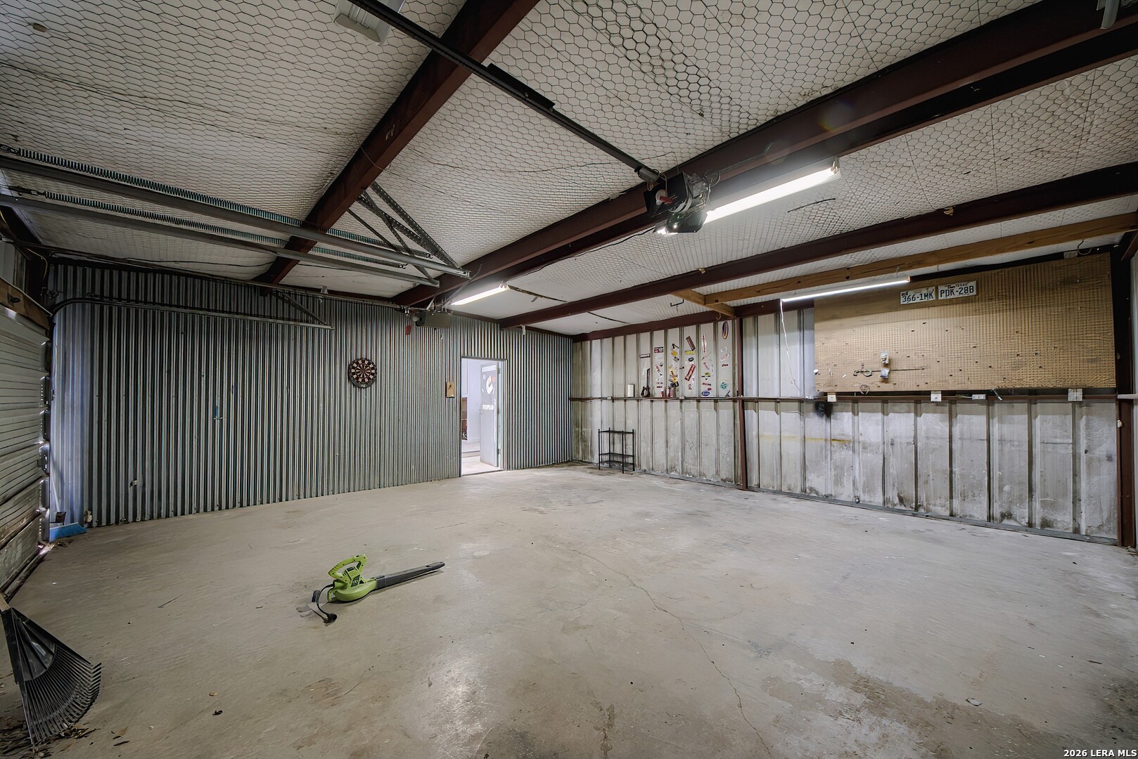 3909 McCall Creek