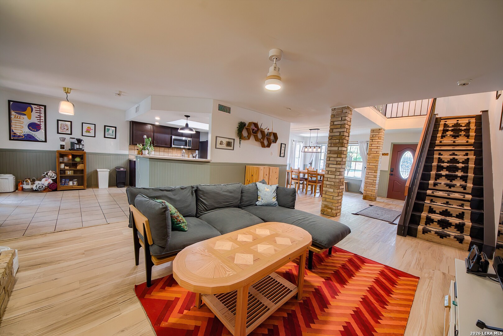 8222 Dawnwood