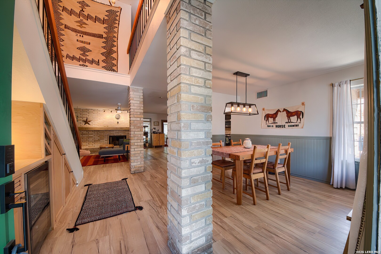 8222 Dawnwood