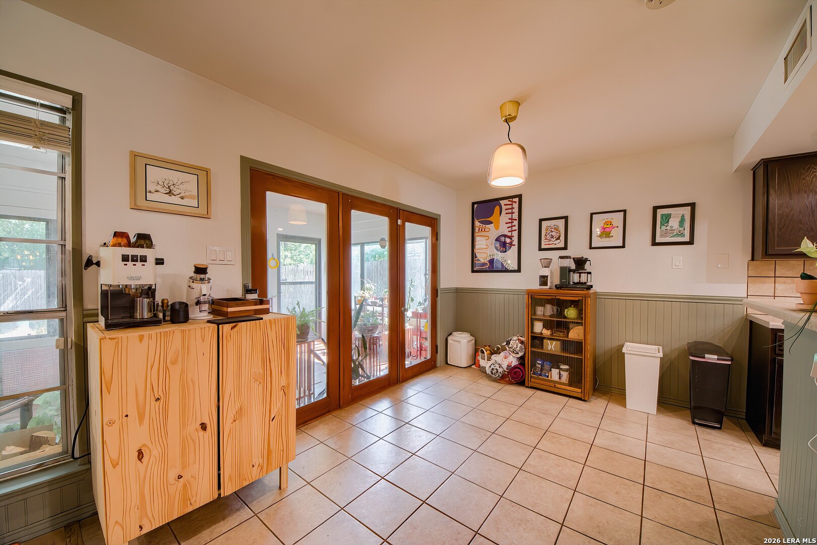 8222 Dawnwood