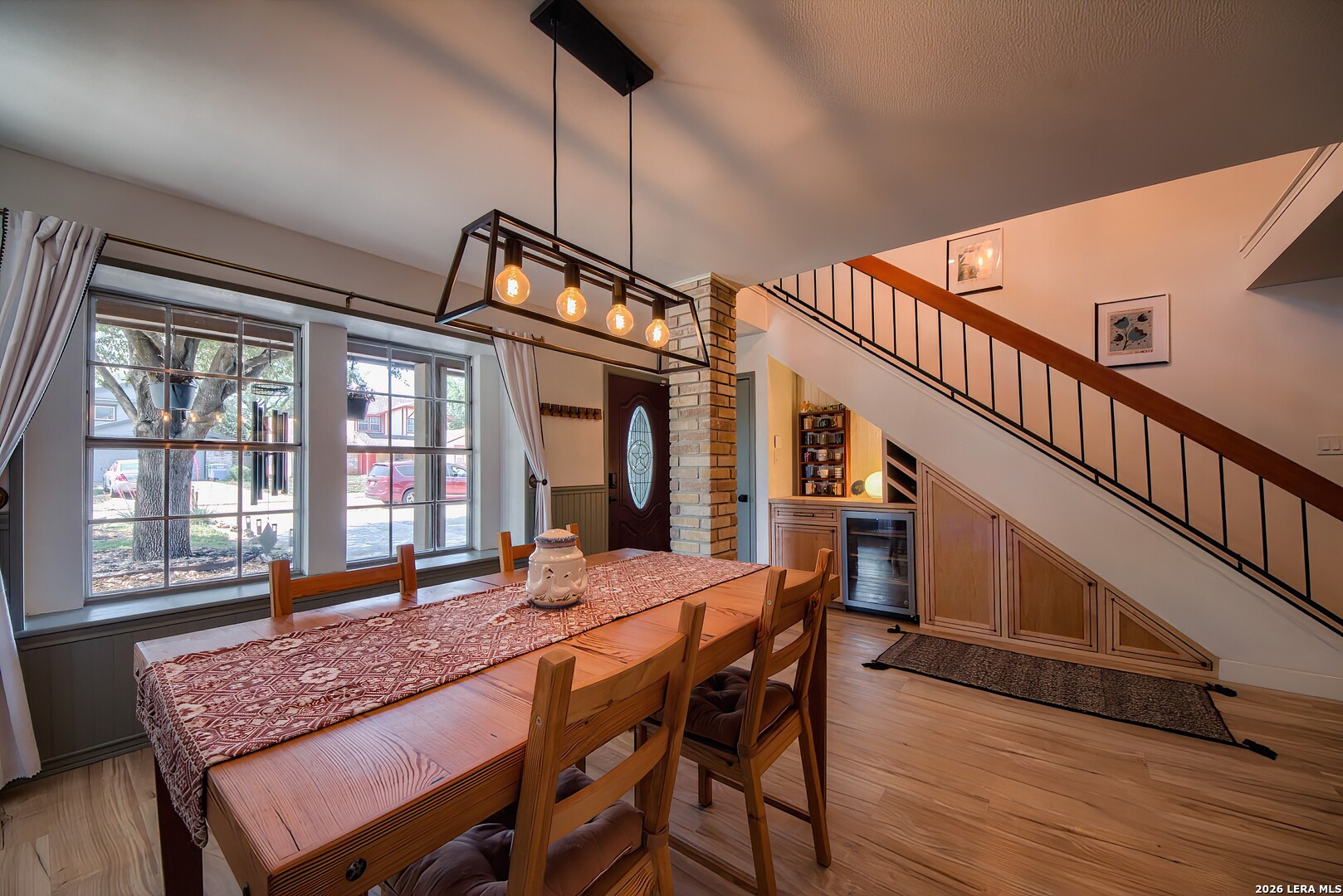 8222 Dawnwood