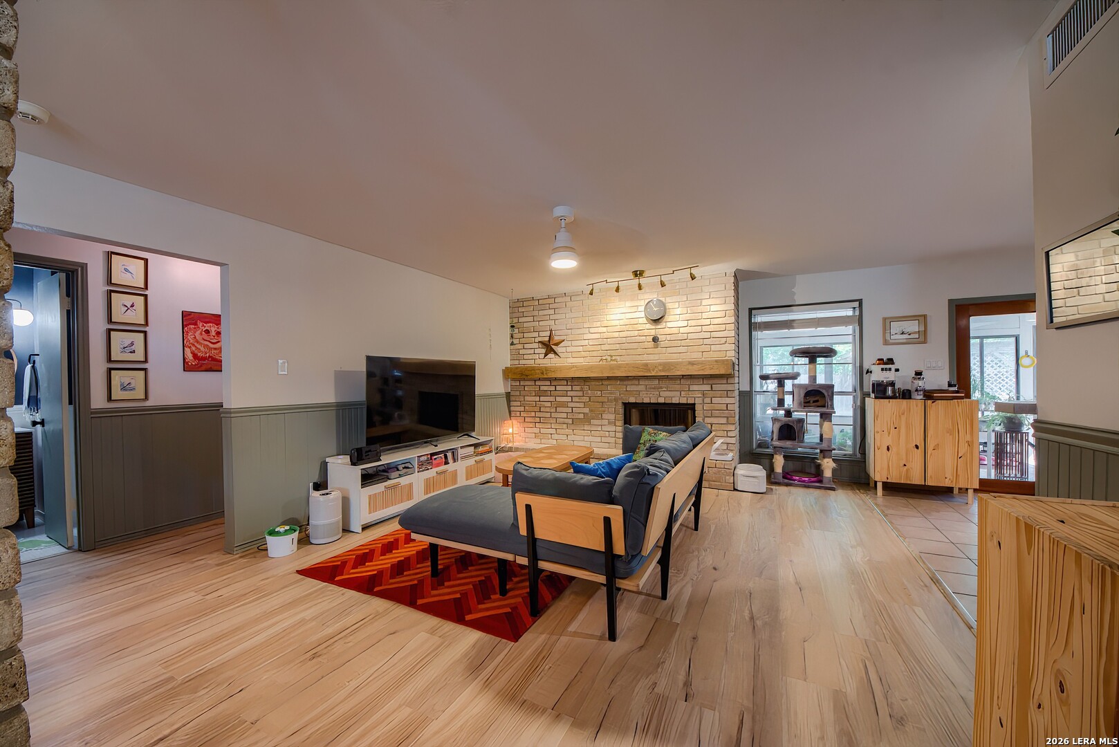 8222 Dawnwood
