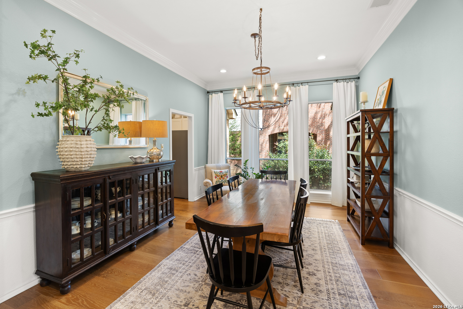 1311 Belclaire