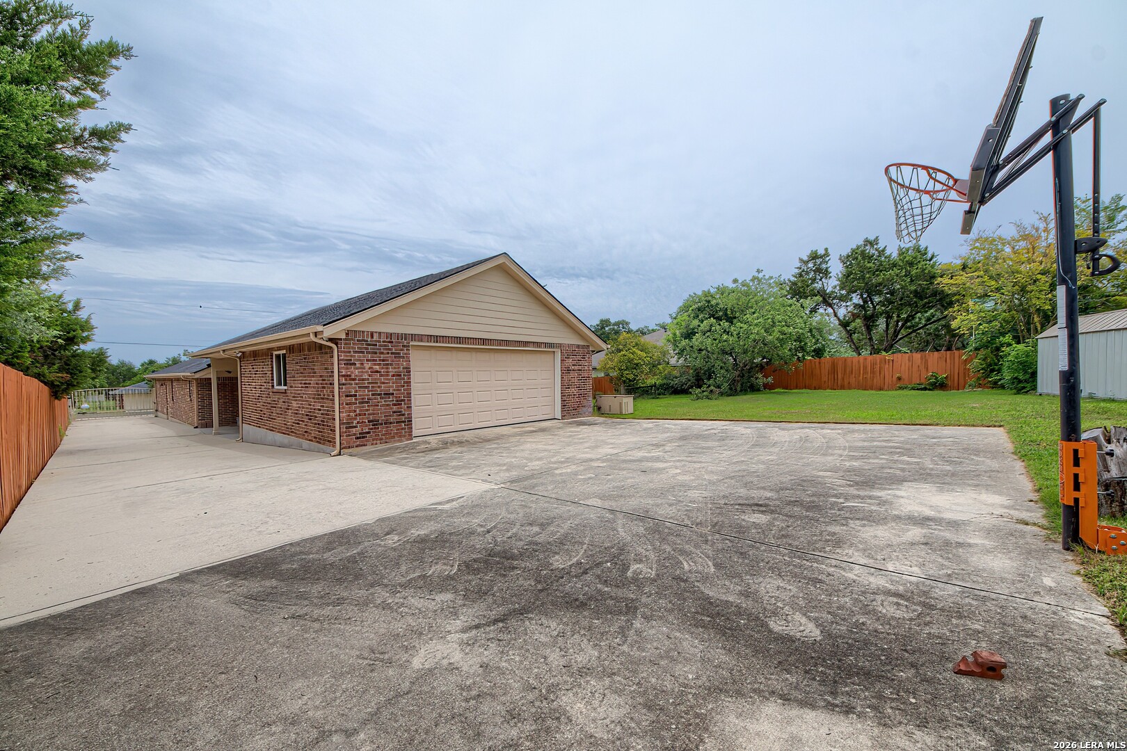 25811 GREEN RIVER DR