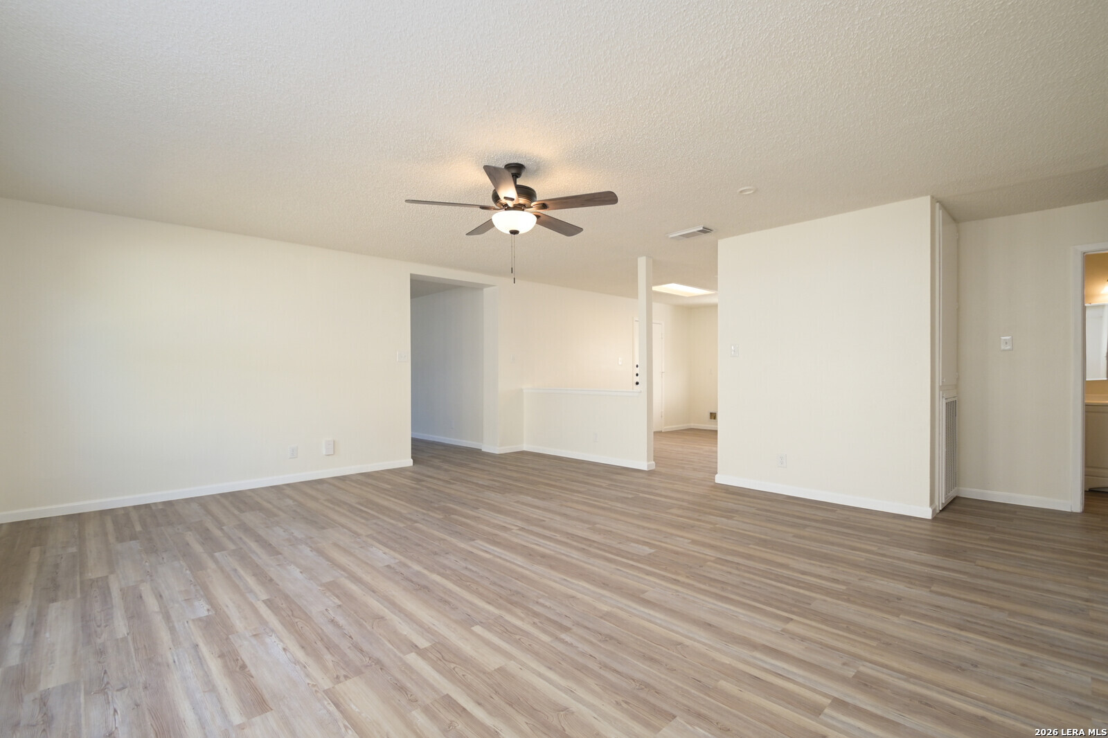 4522 SHERWOOD WAY
