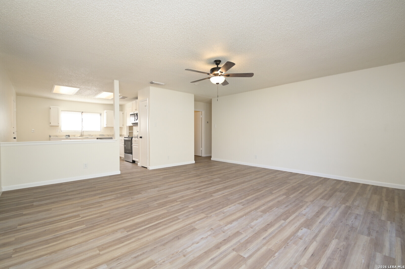 4522 SHERWOOD WAY