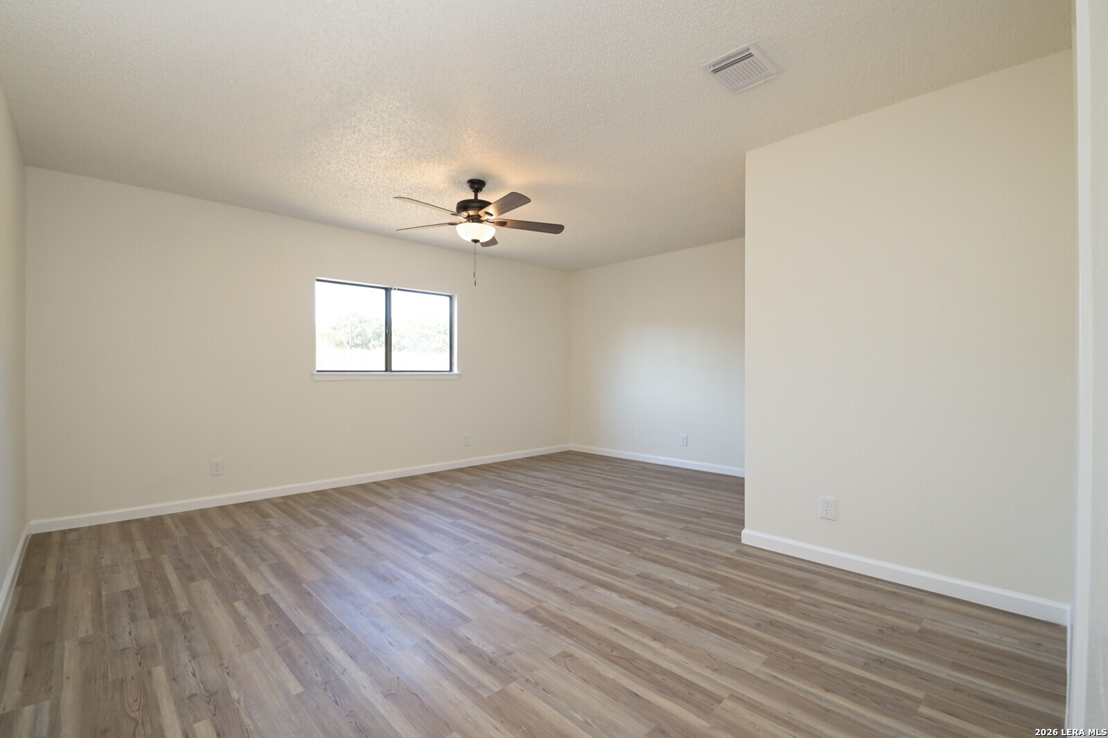 4522 SHERWOOD WAY