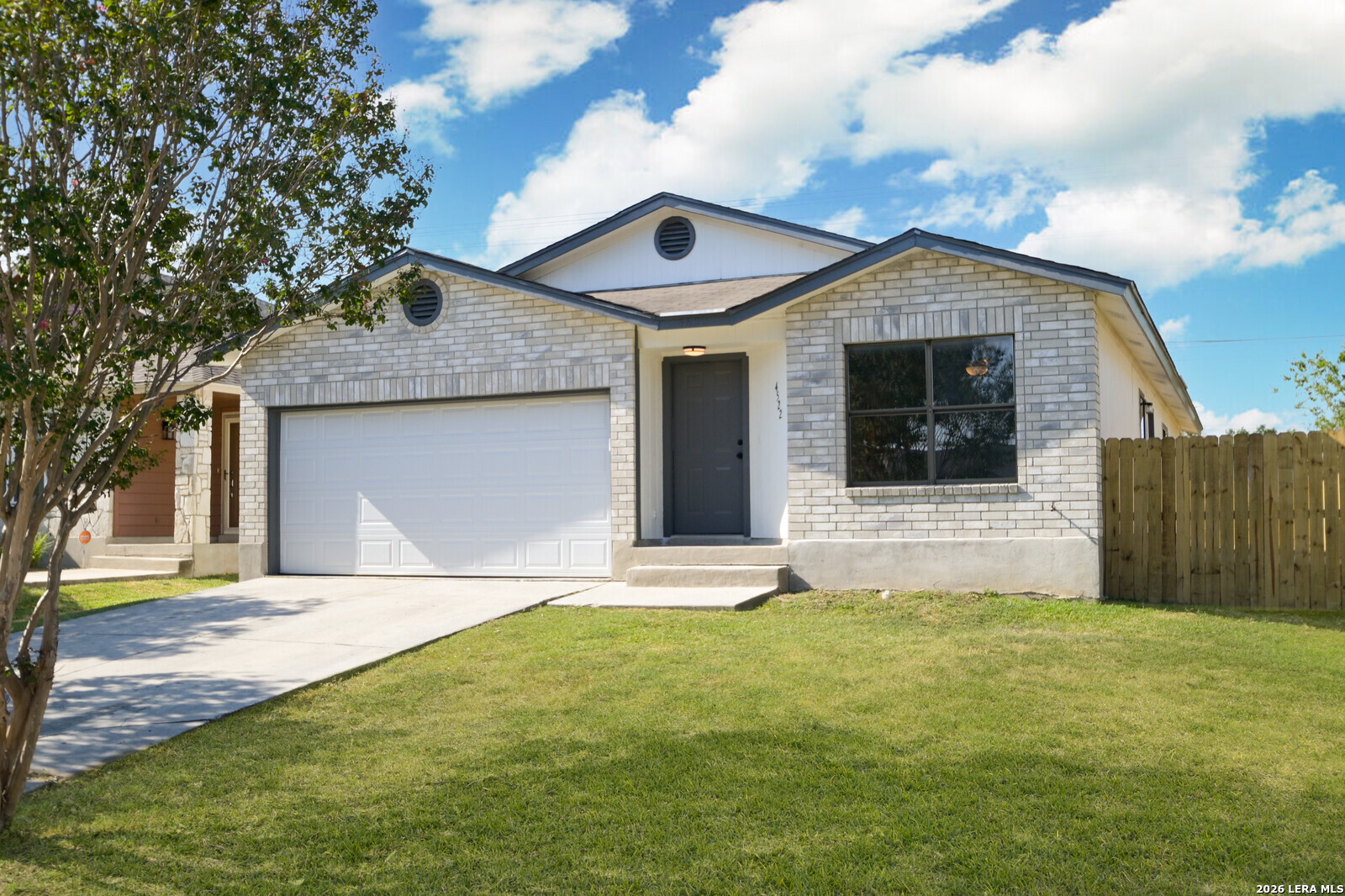 4522 SHERWOOD WAY