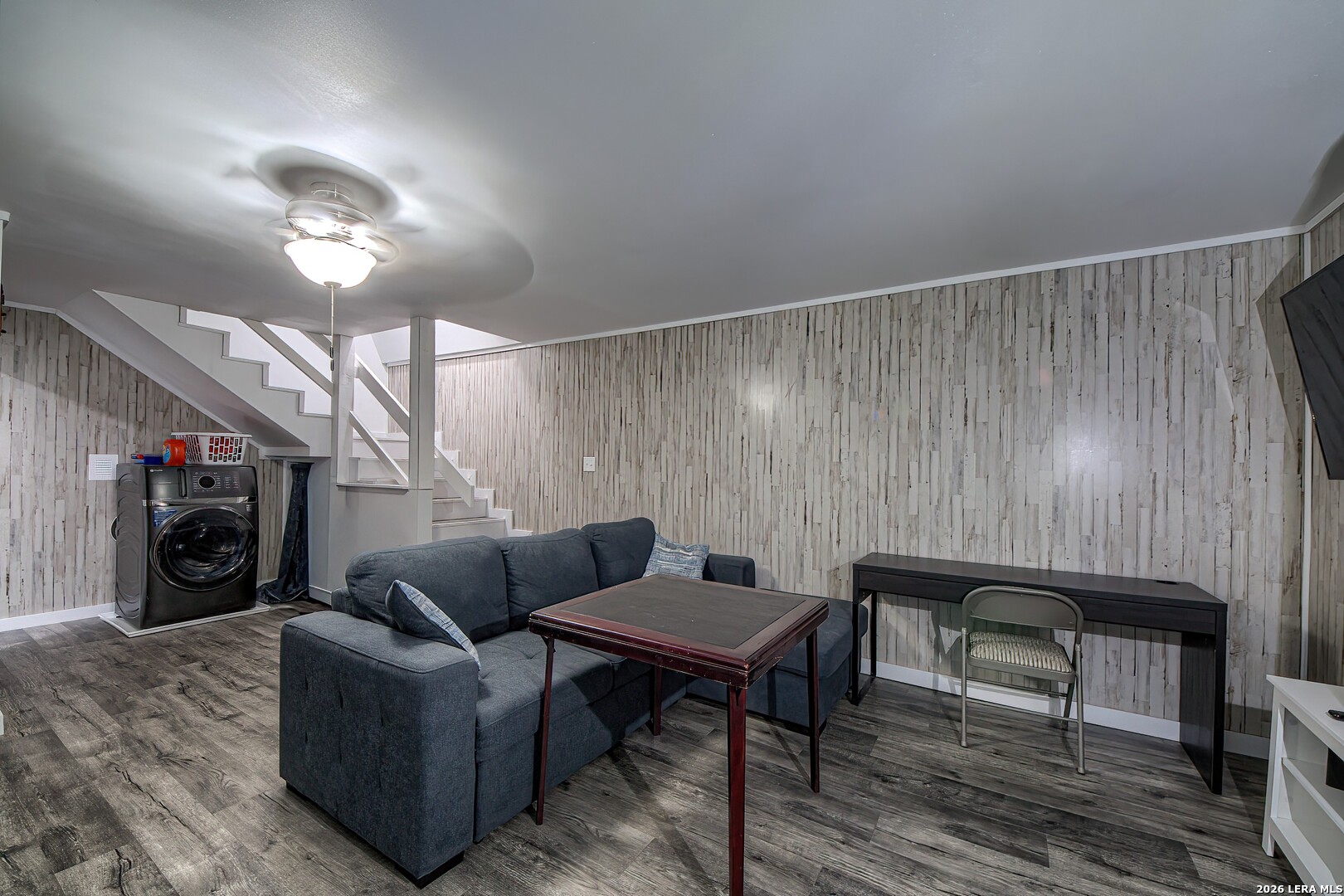 105 SKY COUNTRY DR