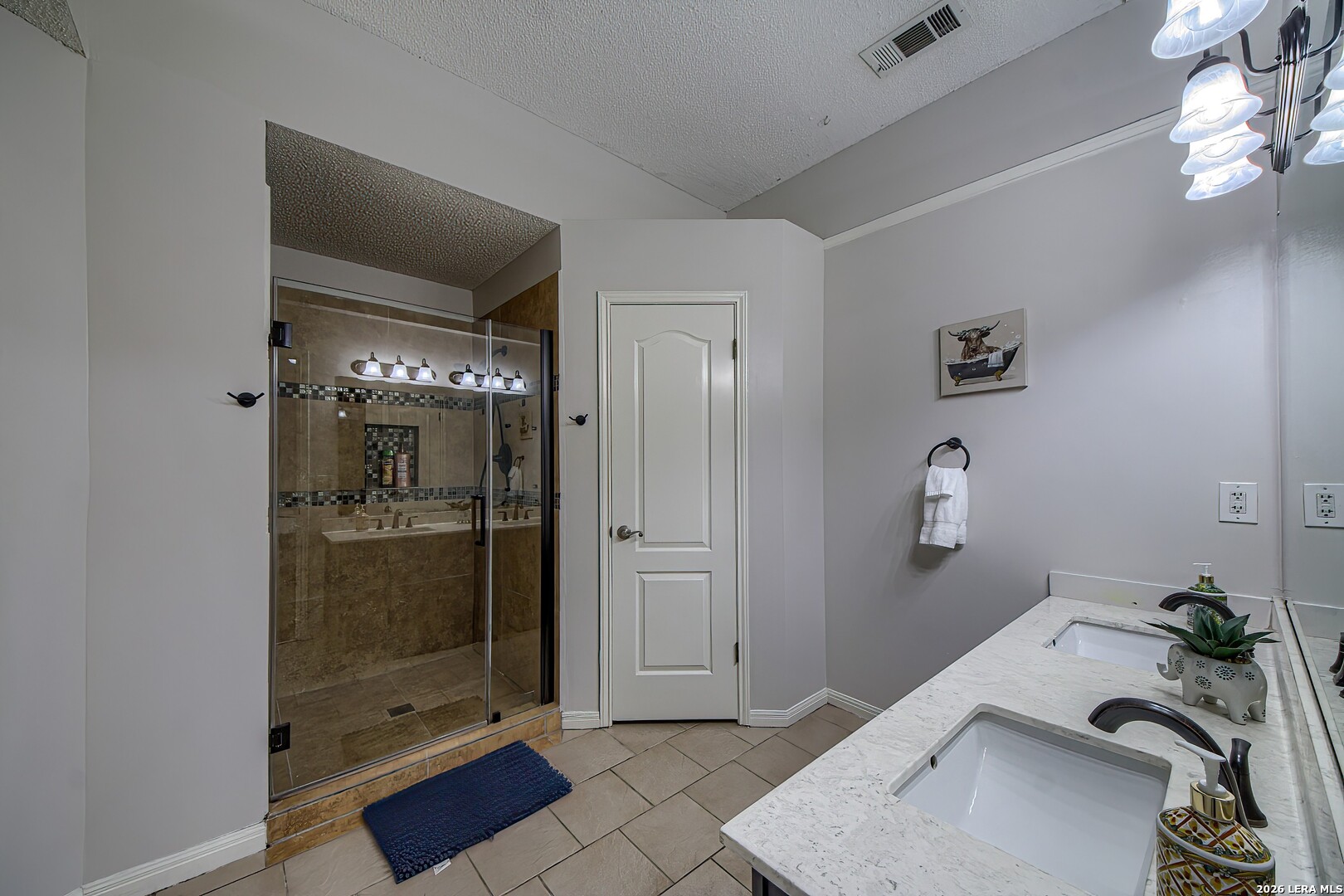 105 SKY COUNTRY DR