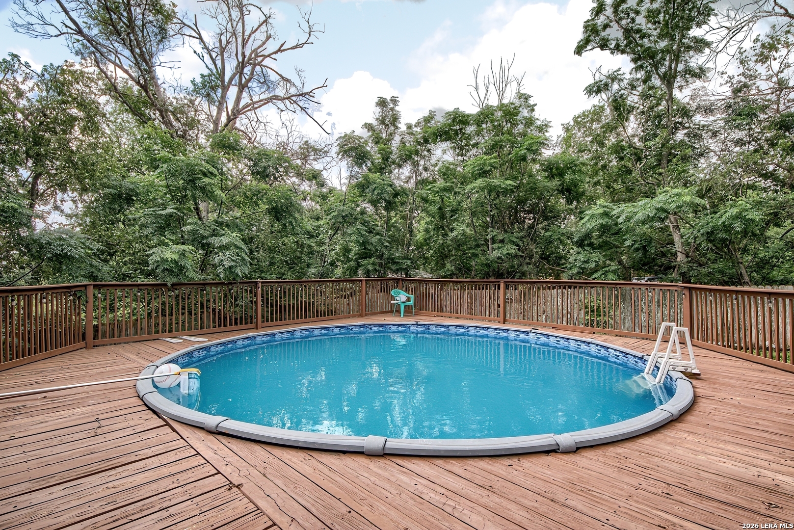 105 SKY COUNTRY DR