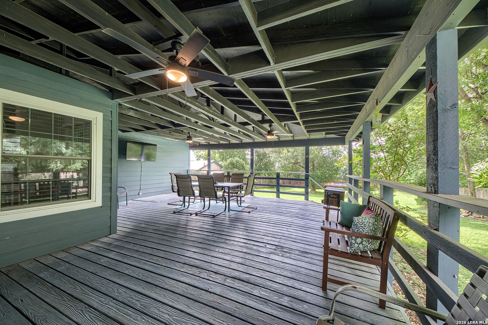 105 SKY COUNTRY DR