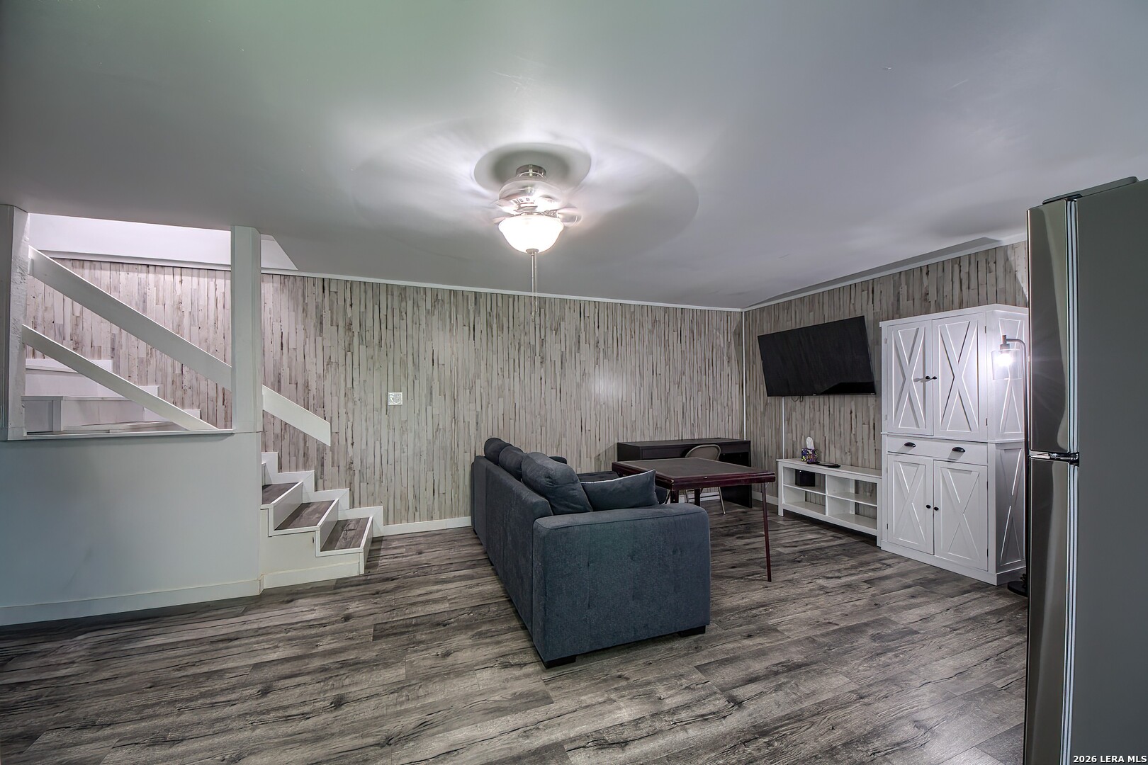 105 SKY COUNTRY DR