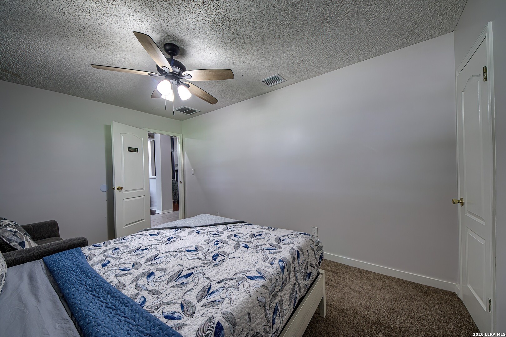105 SKY COUNTRY DR