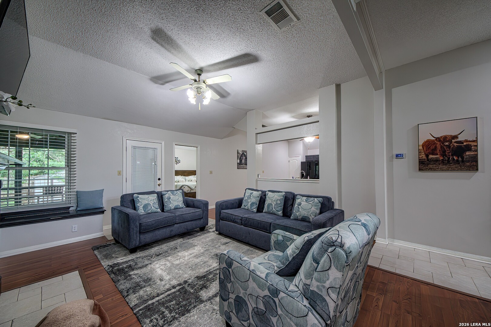 105 SKY COUNTRY DR
