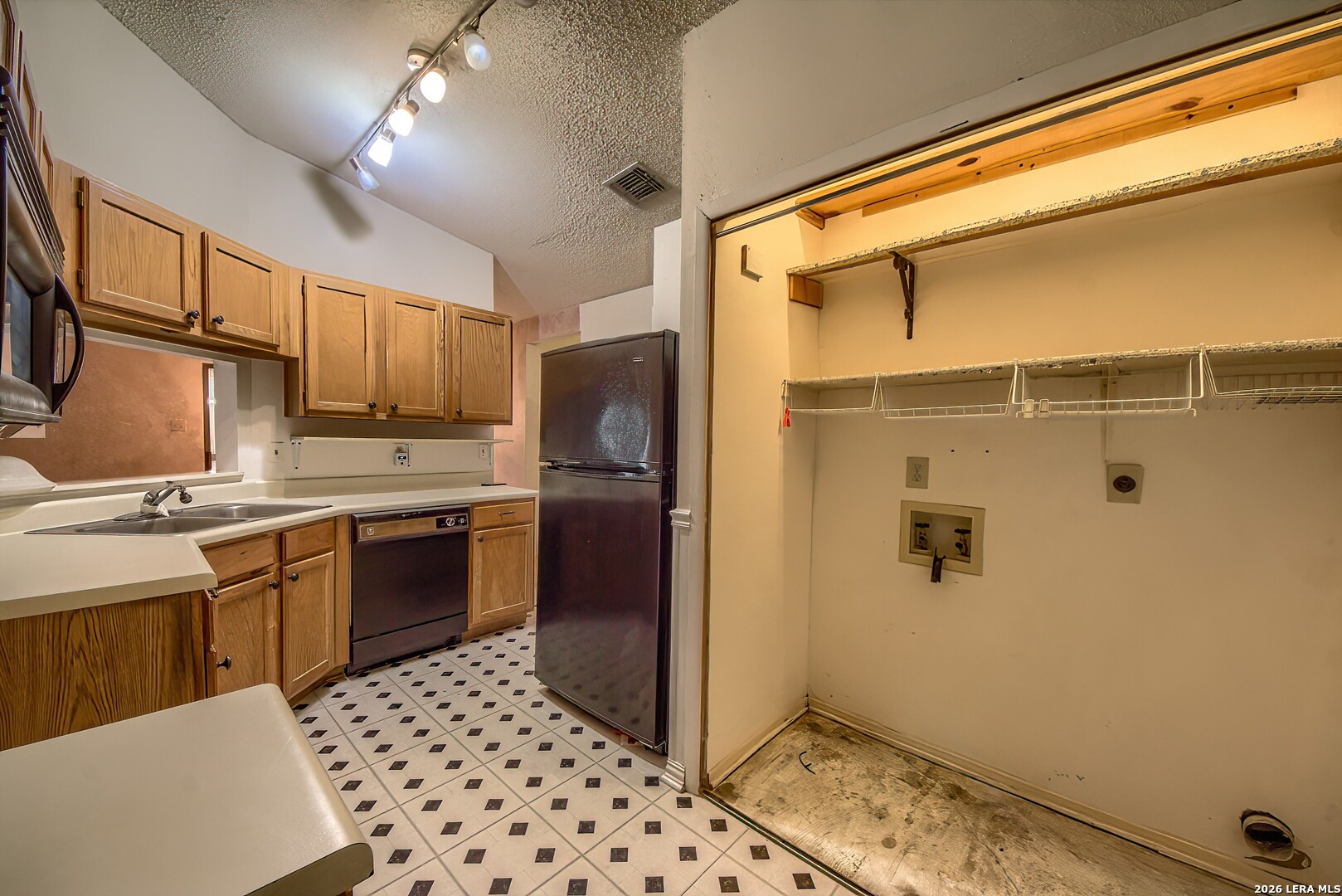 8412 Dixon Ridge Unit: 80