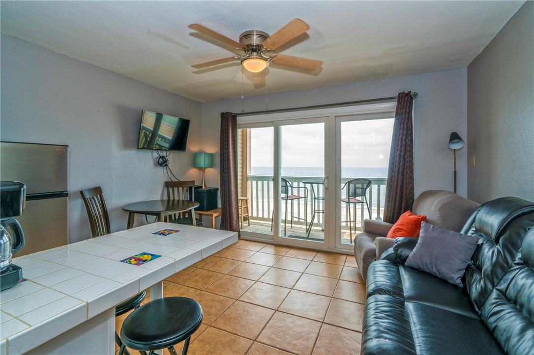 3938 Surfside Blvd 3202