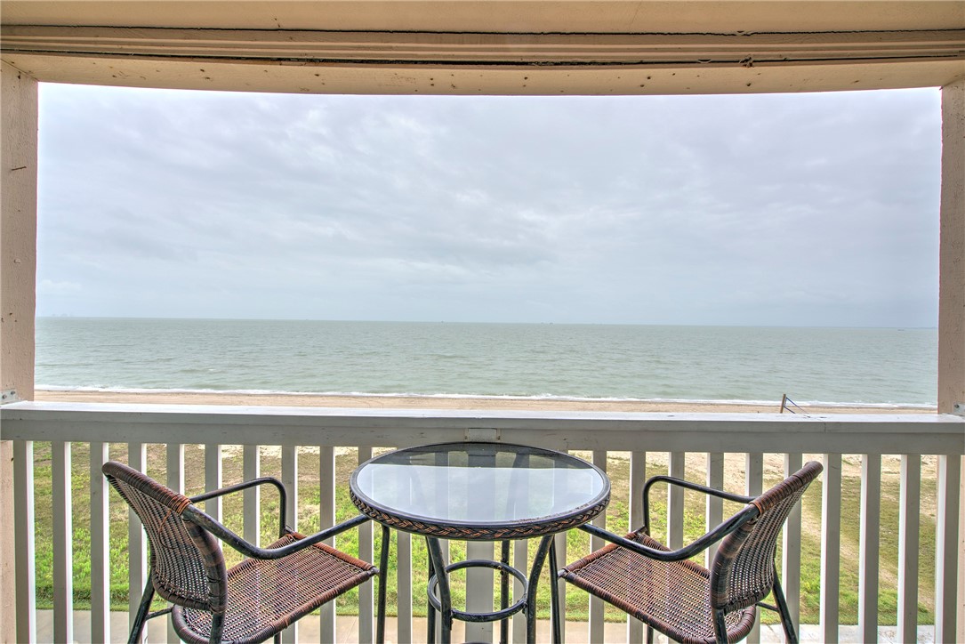 3938 Surfside Blvd 3202