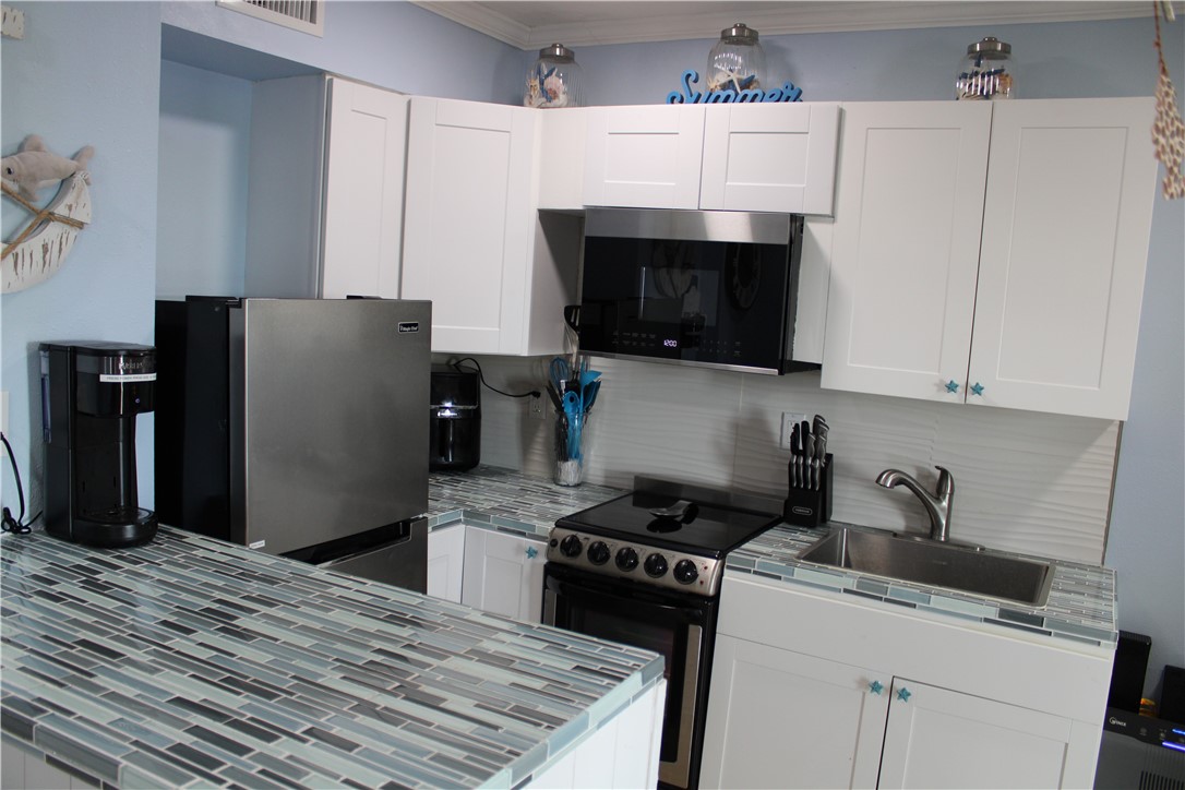 3938 Surfside Blvd 2205