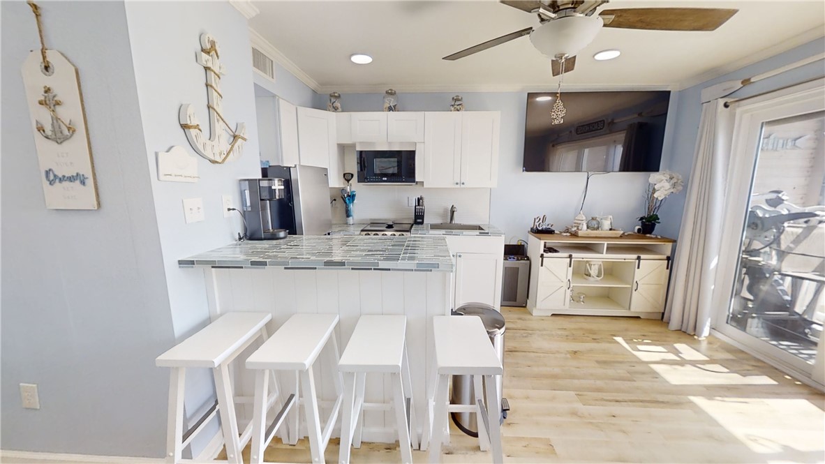 3938 Surfside Blvd 2205