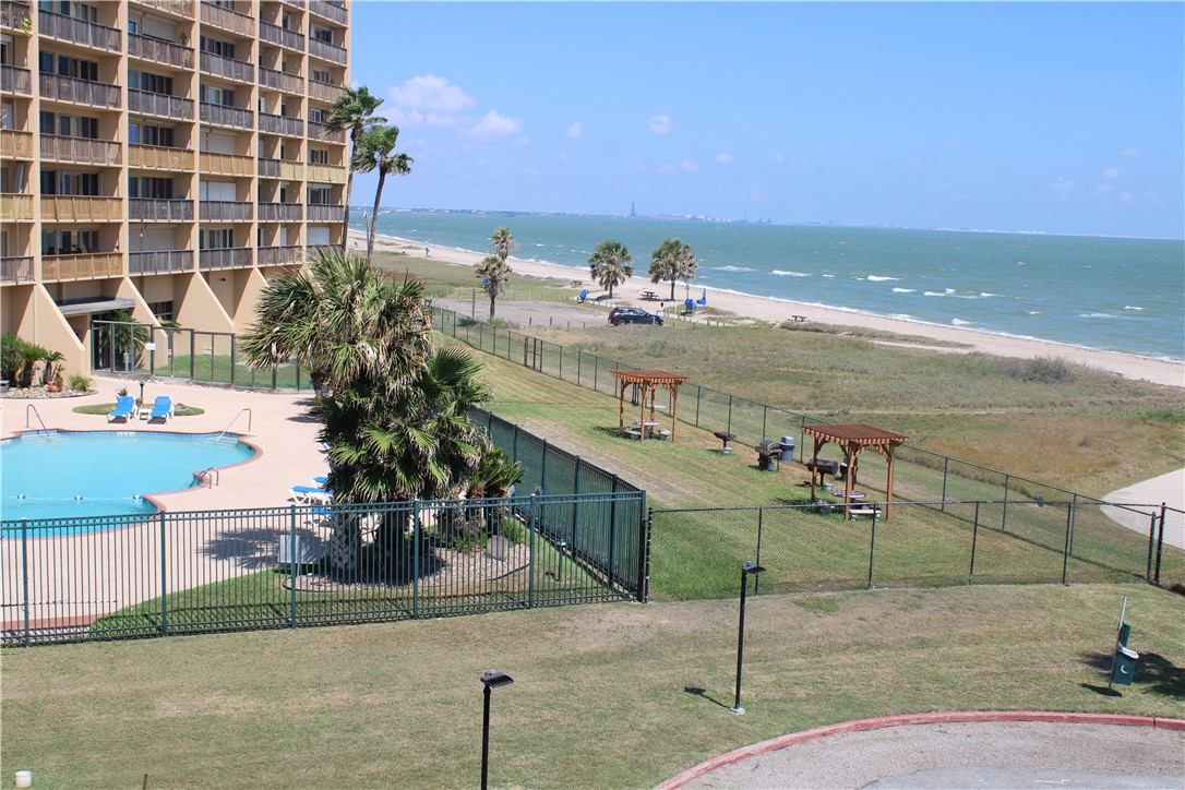 3938 Surfside Blvd 3209