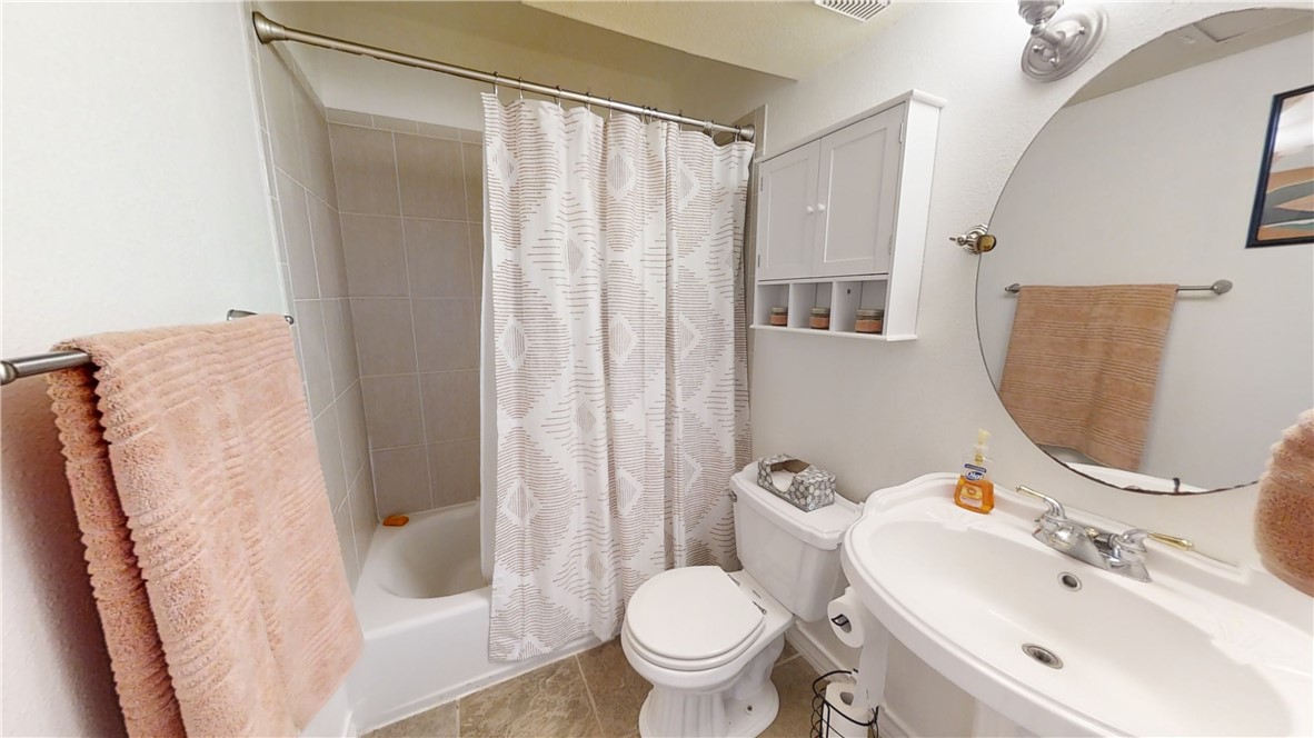 3938 Surfside Blvd 3209