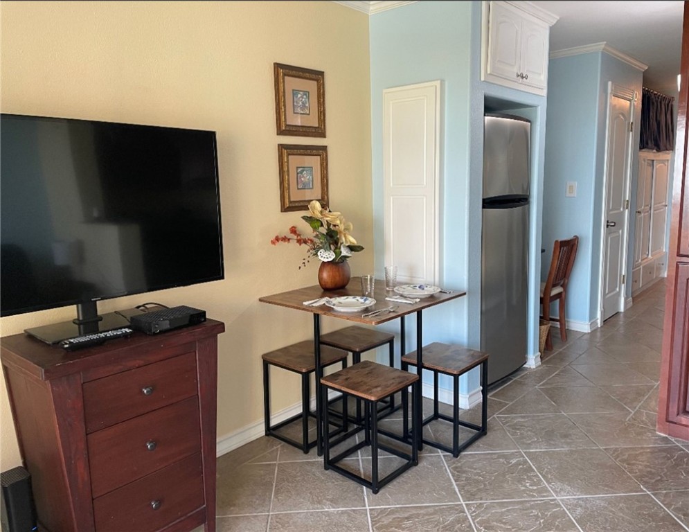 3938 Surfside Blvd 3209