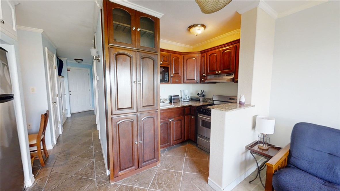 3938 Surfside Blvd 3209