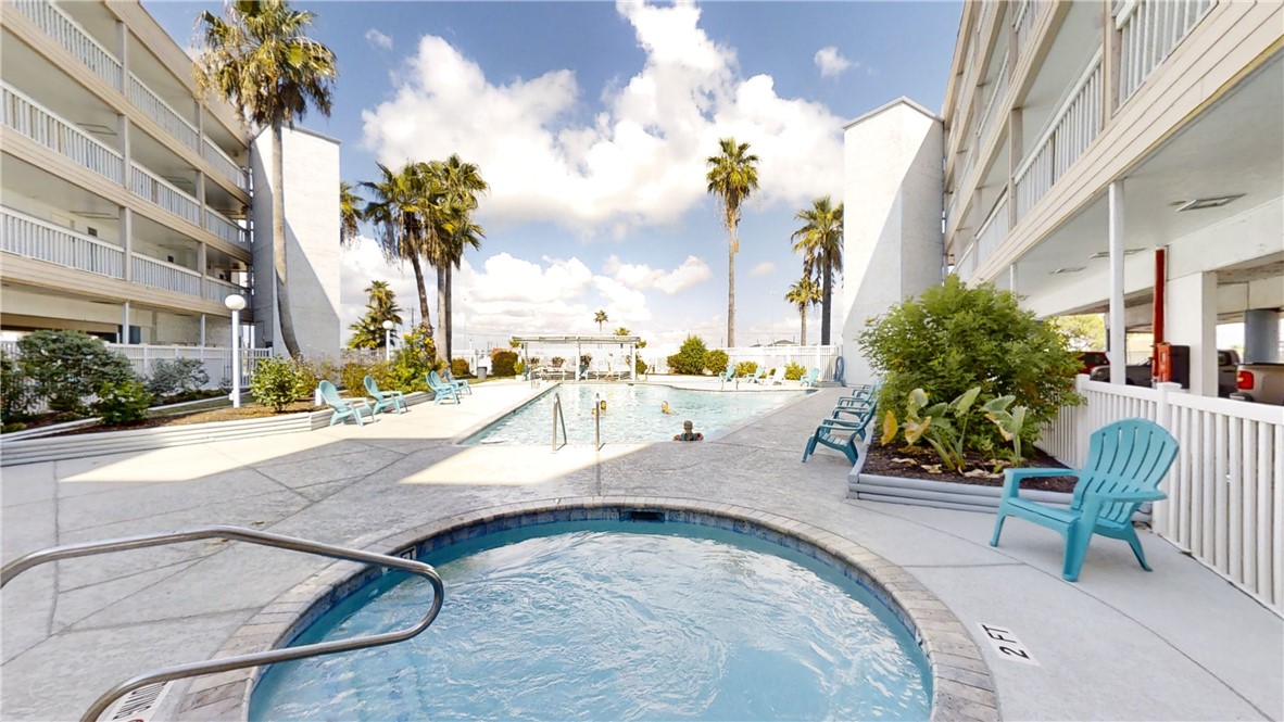 3938 Surfside Blvd 3209