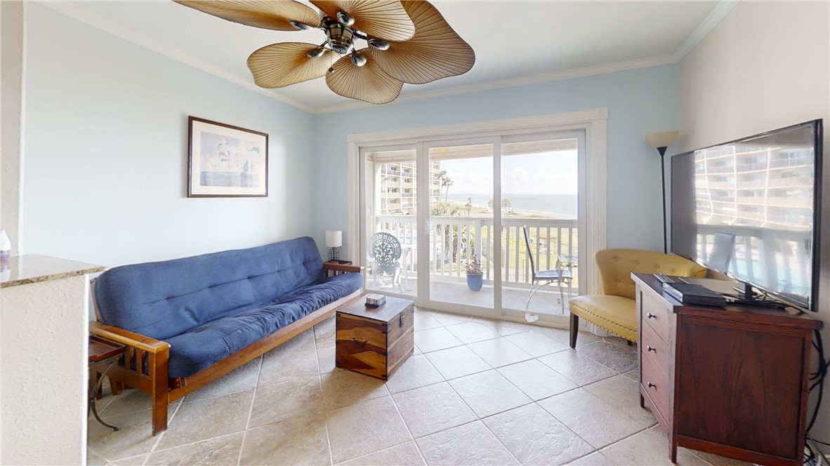 3938 Surfside Blvd 3209