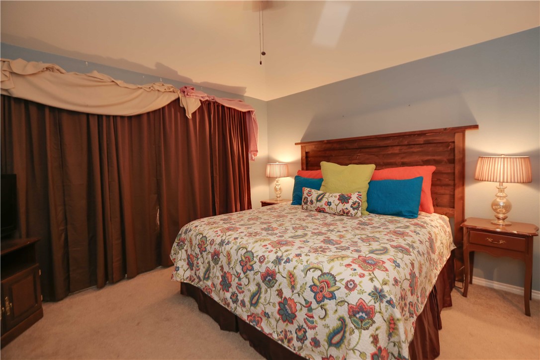 2317 Tropical Wind Dr