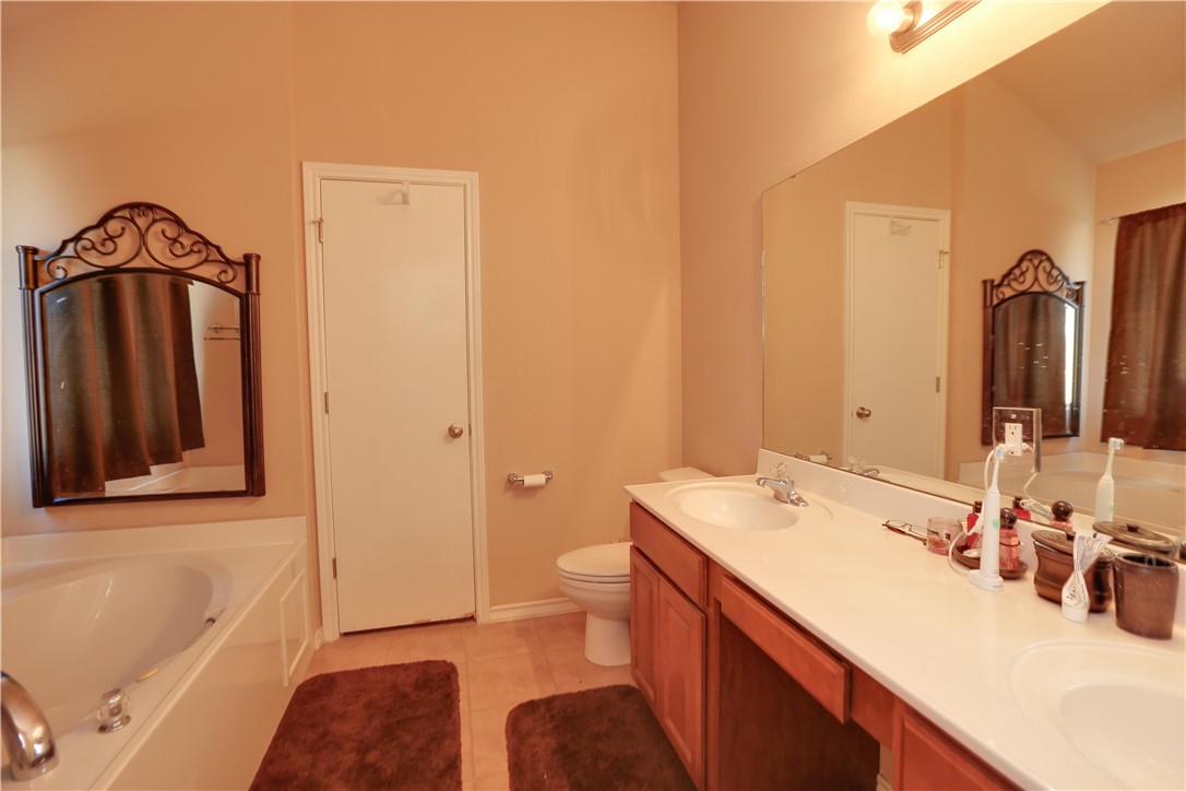 2317 Tropical Wind Dr