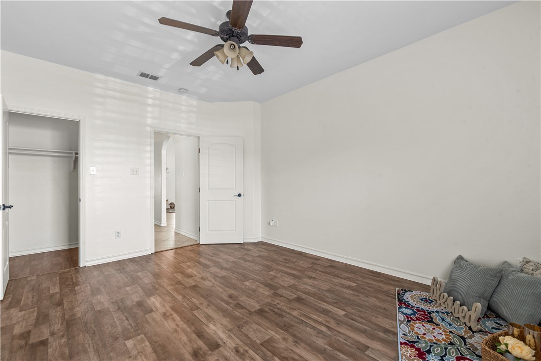 6825 ISLAND PARK