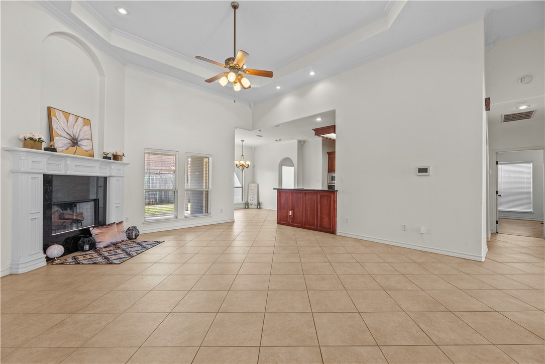 6825 ISLAND PARK