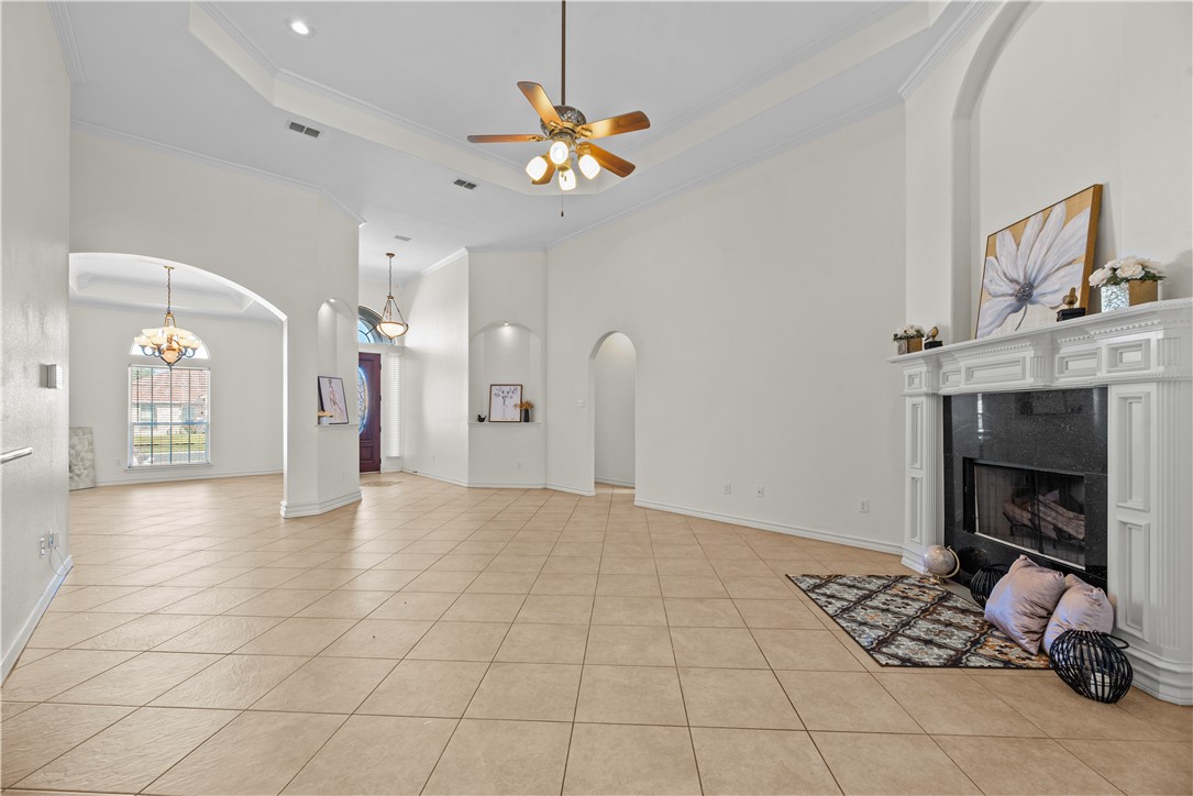 6825 ISLAND PARK