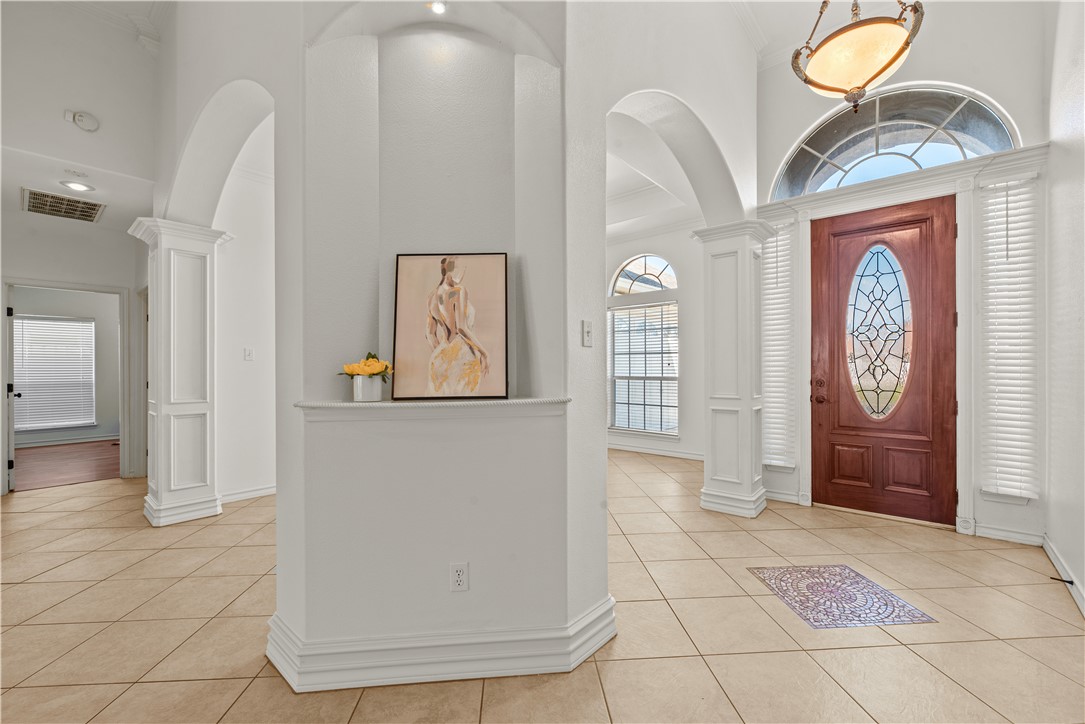 6825 ISLAND PARK