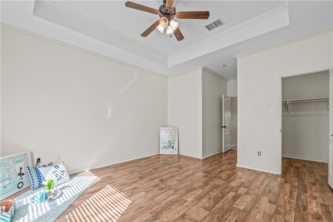 6825 ISLAND PARK