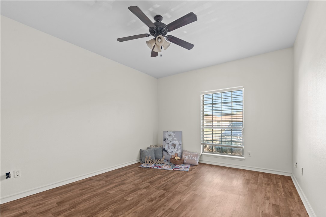 6825 ISLAND PARK