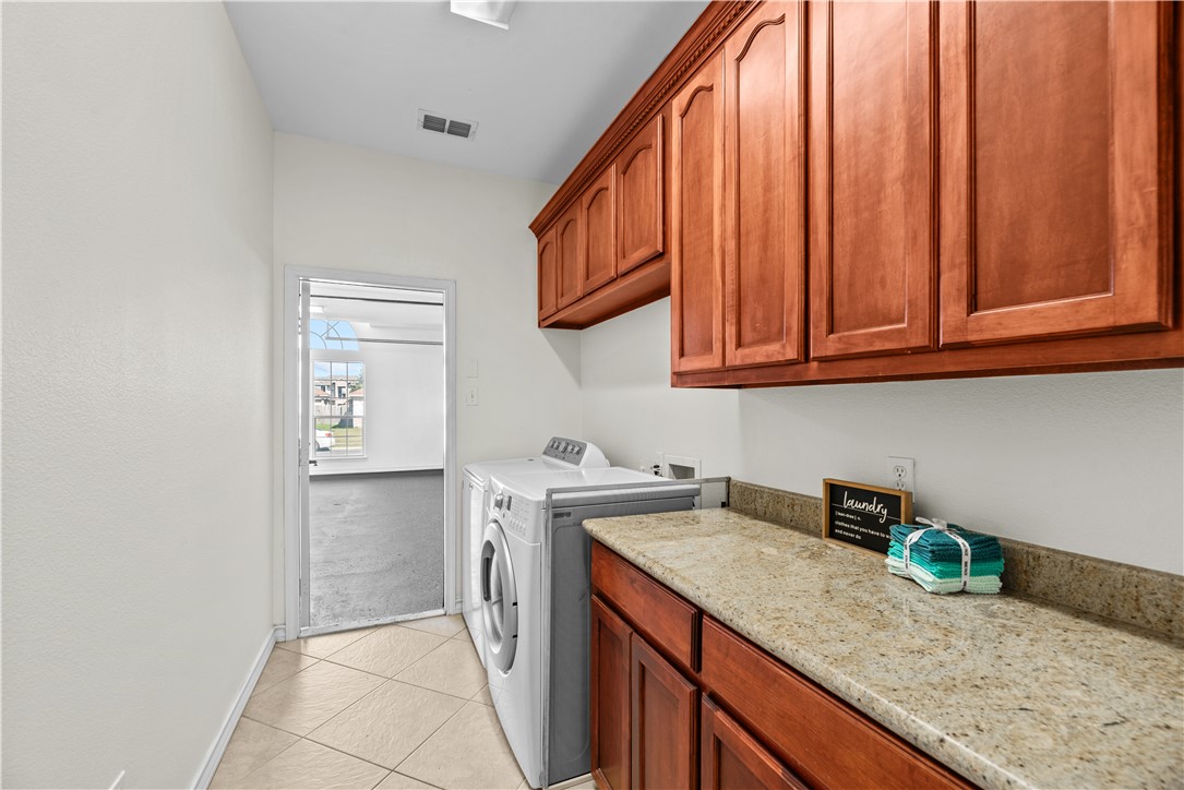 6825 ISLAND PARK