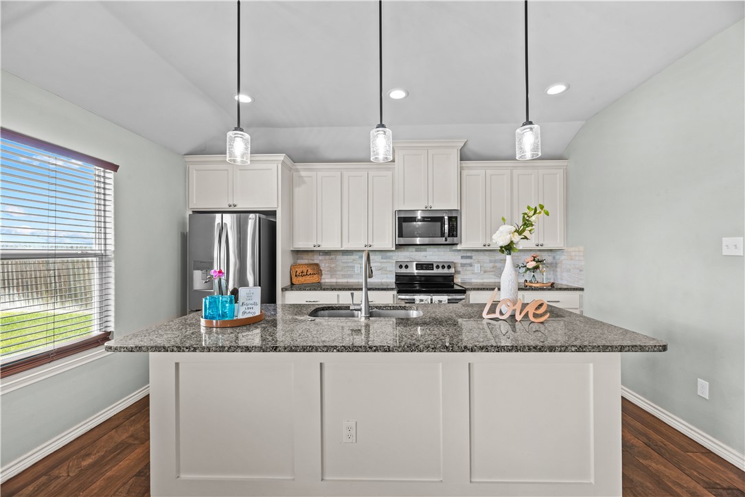 104 Atkinson Dr