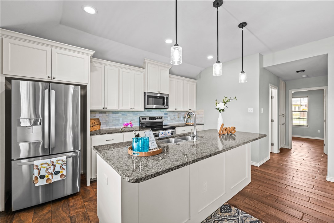 104 Atkinson Dr