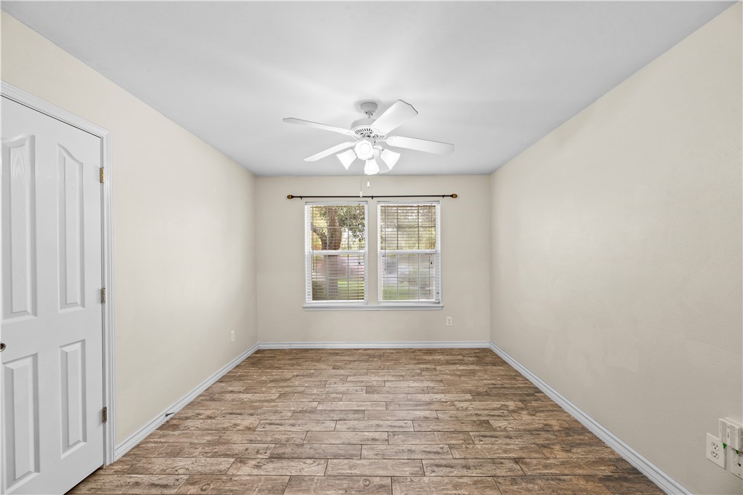 7702 Yoakum Circ
