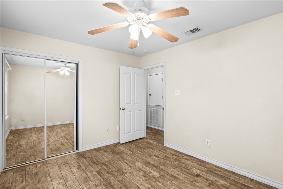 7702 Yoakum Circ
