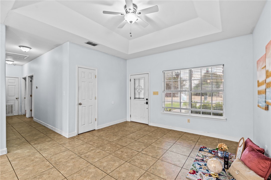 758 Gibson Dr