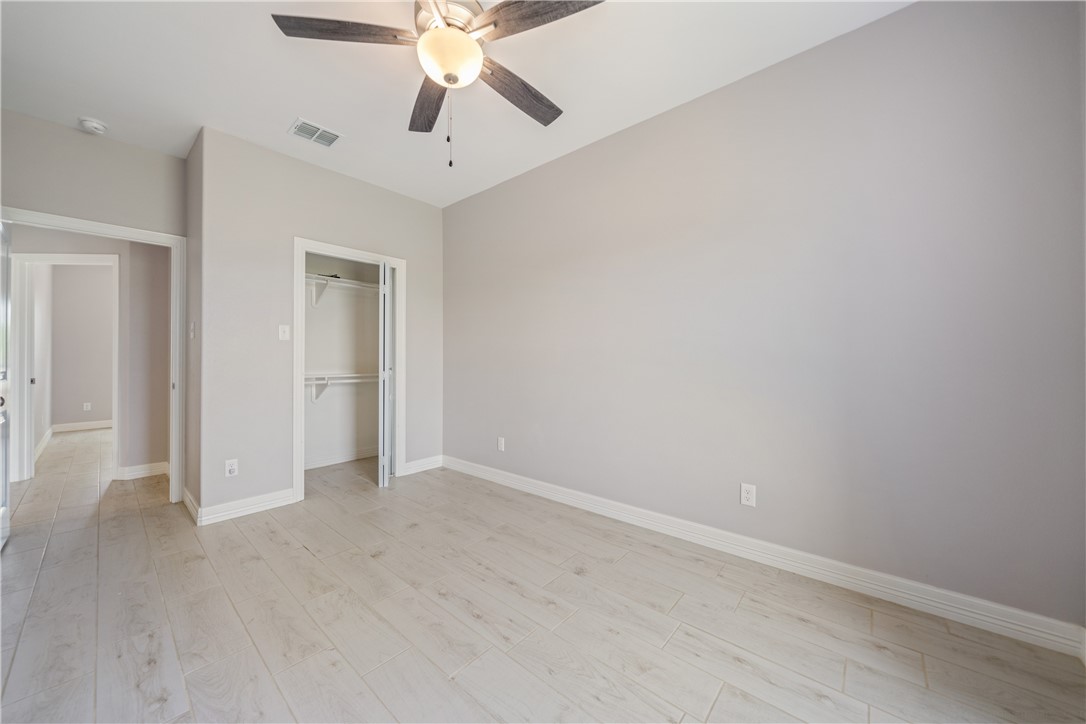 1706 Kentucky Derby Dr