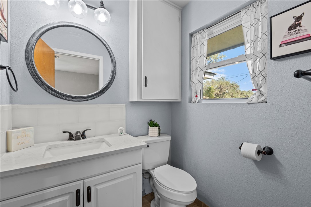 104 Old Beeville Hwy