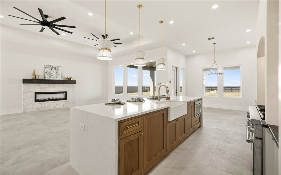 758 Buffalo Creek Dr