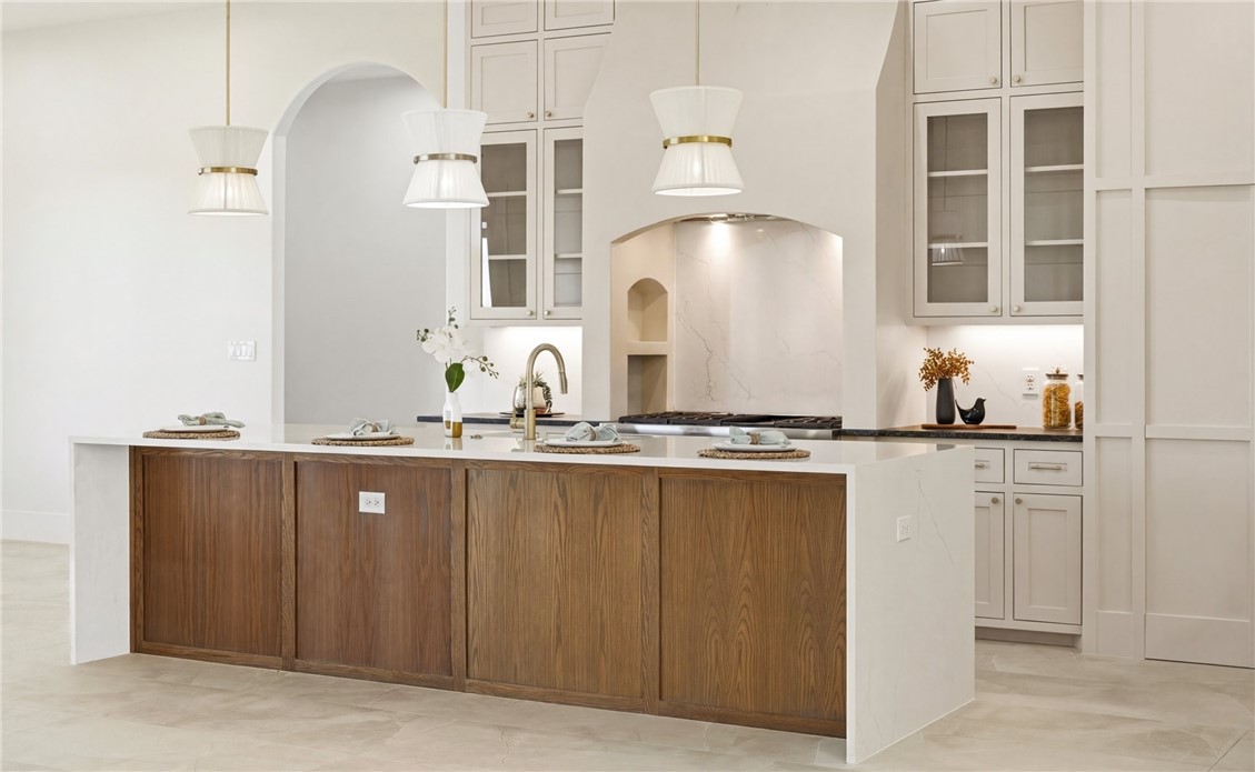 758 Buffalo Creek Dr